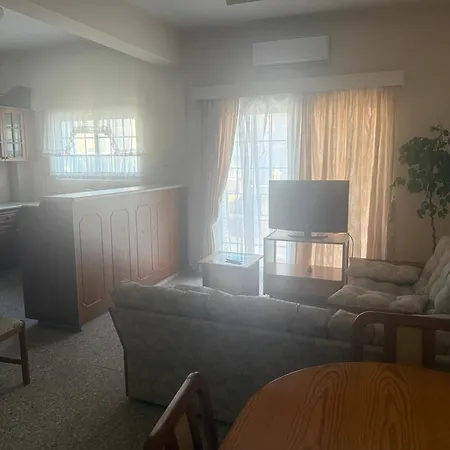 Milak House Apartment *