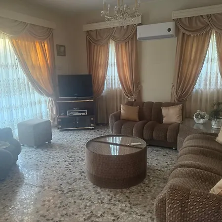 Apartment Milak House *